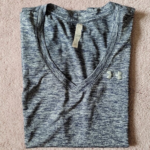 Under Armour Size XS Lot - 2 Motion Leggings Fitted Ankle Leg & Gray Top - Picture 12 of 14